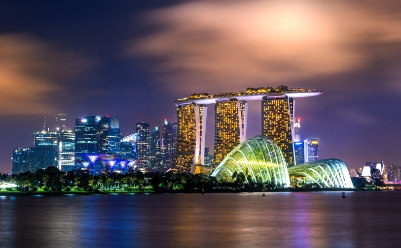 singapore night skyline
